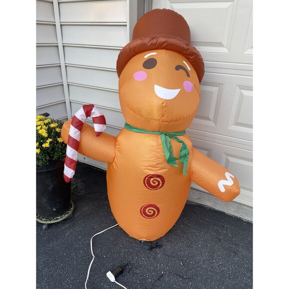 Christmas Gingerbread Inflatable Indoor/Outdoor Light Up Holiday Decor No Box - Picture 1 of 8